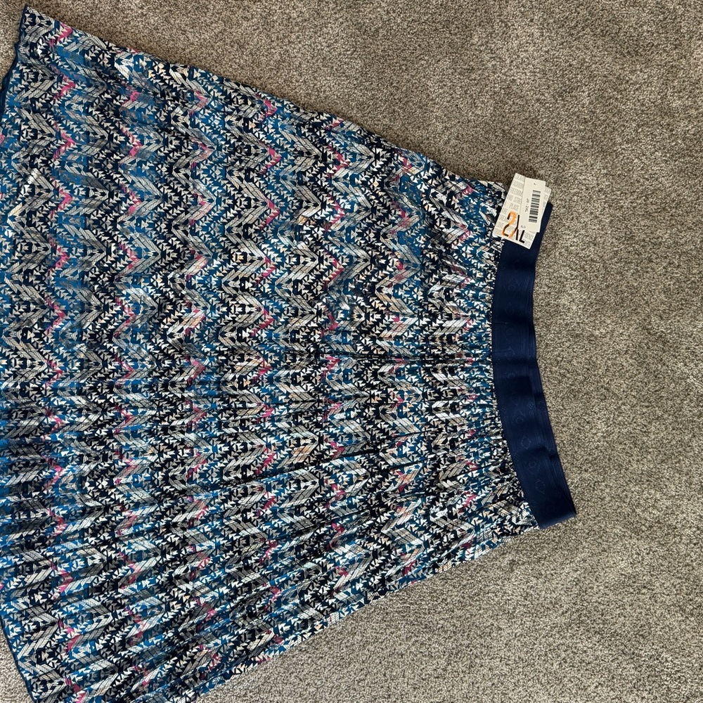 NWT LuLaRoe Elegant Jill Skirt - Navy, Silver and Pink